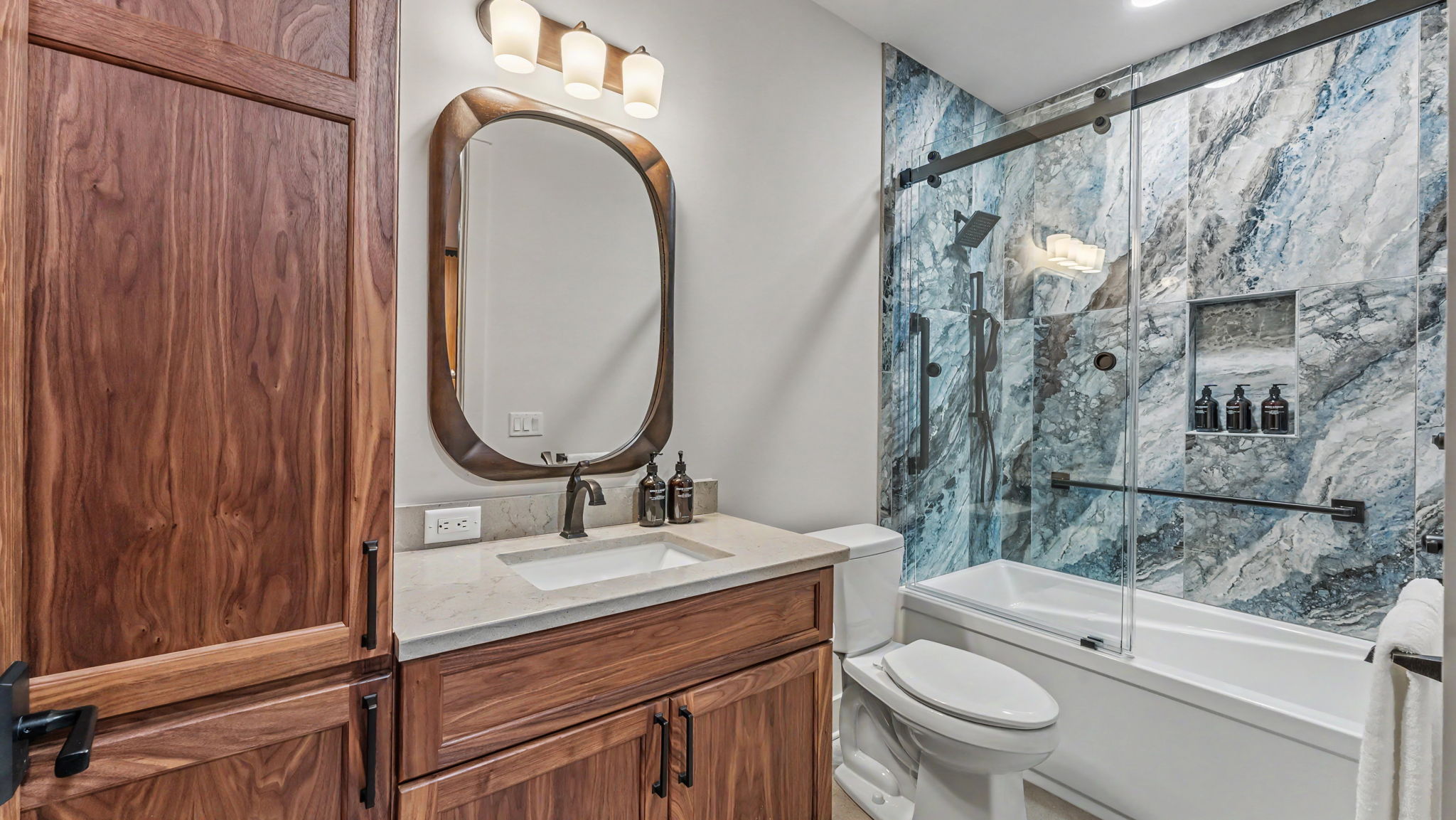 32-web-or-mls-480-n-crooked-lake-dr
